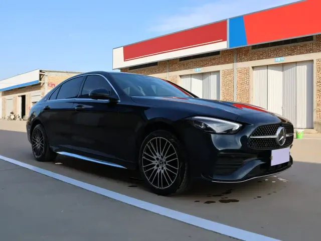 Mercedes-Benz C-Class — Фото автомобиля 3