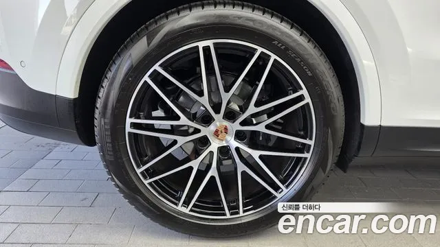 Porsche Cayenne PO536 — Фото автомобиля 5