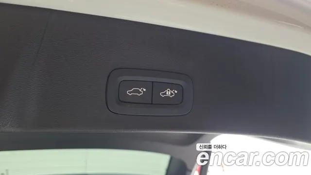 Вольво XC40 B4 Ultimate Bright — Фото автомобиля 20