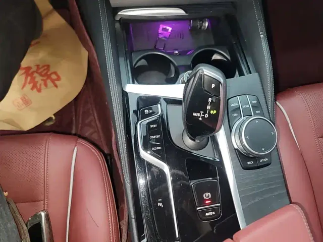 BMW 5 Series — Фото автомобиля 13