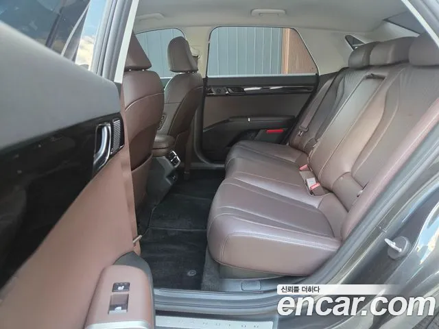 Hyundai Grandeur GN7 — Фото автомобиля 10