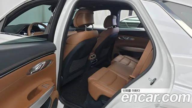 Genesis GV70 — Фото автомобиля 18