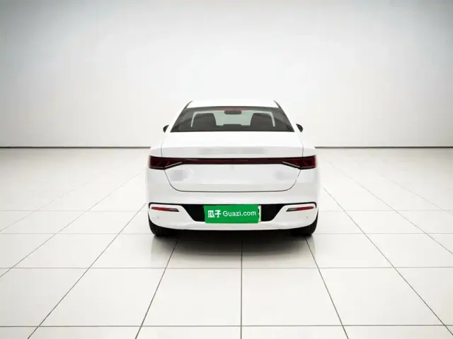 BYD Qin PLUS — Фото автомобиля 3