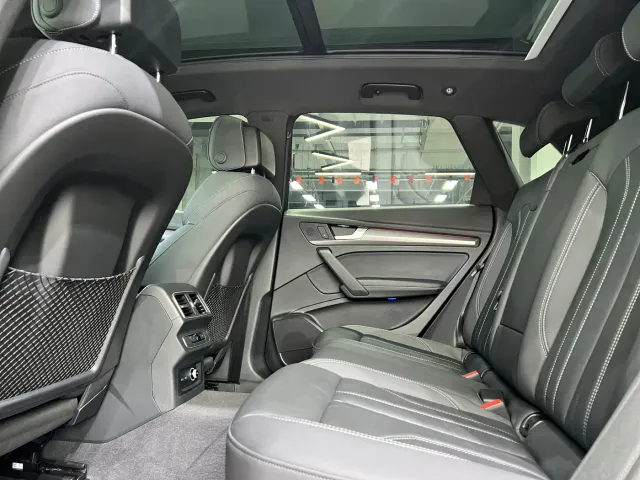 Audi Q5L — Фото автомобиля 9