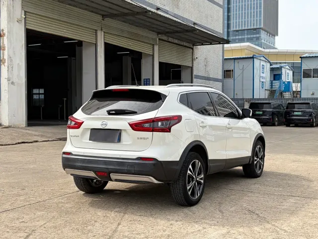 Nissan Qashqai — Фото автомобиля 7