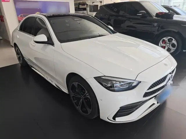 Mercedes-Benz C-Class — Фото автомобиля 3