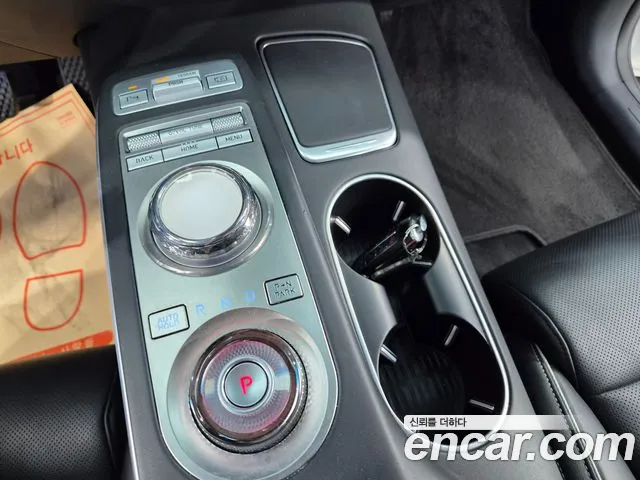 Genesis GV70 Electrified — Фото автомобиля 15