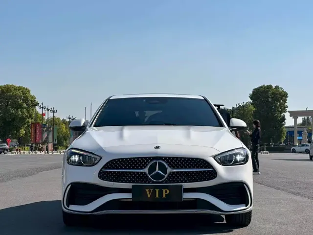 Mercedes-Benz C-Class — Фото автомобиля 2