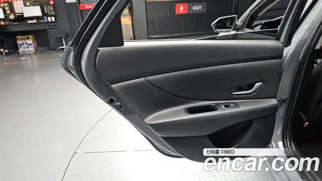 Hyundai AVANTE Avante (CN7) — Фото автомобиля 24