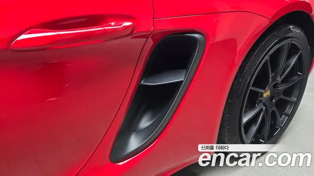 Porsche 718 — Фото автомобиля 17