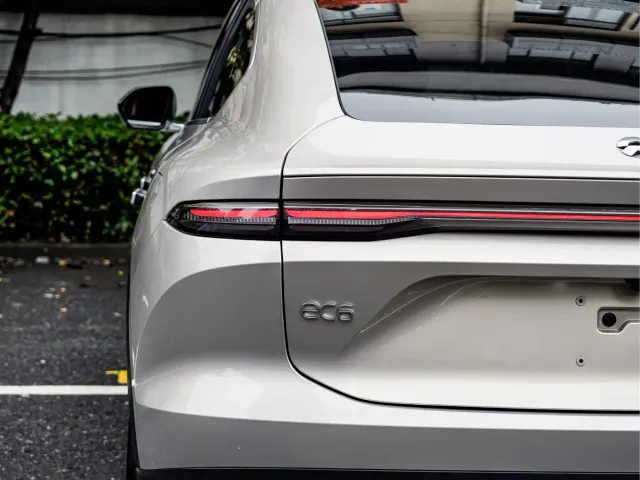 Nio EC6 — Фото автомобиля 7