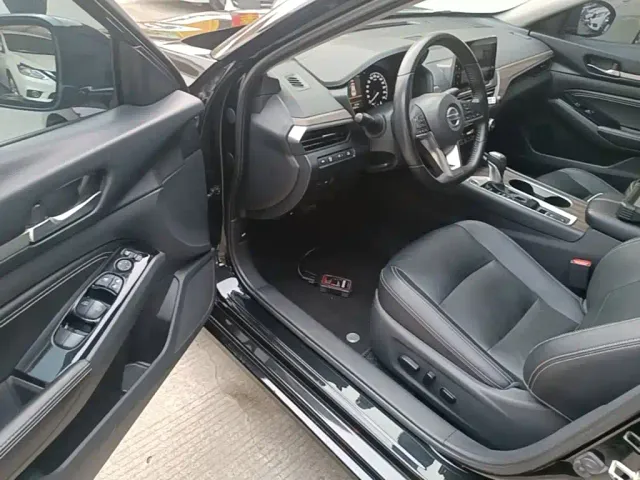Nissan Teana — Фото автомобиля 15