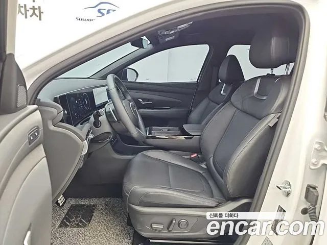 Hyundai Tucson Новый Tucson (NX4) Бензин 1.6 турбо 2WD — Фото автомобиля 11