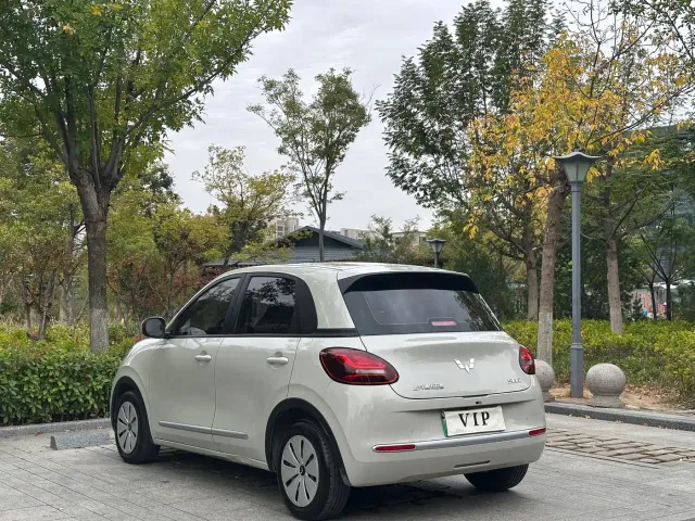 Wuling Bingo — Фото автомобиля 9