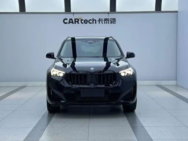 BMW X1 — Фото автомобиля 2