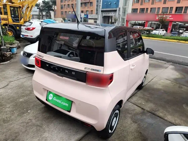 Wuling Hongguang Mini EV — Фото автомобиля 6