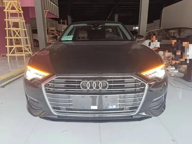 Audi A6L — Фото автомобиля 2