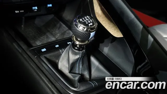 Hyundai Avante CN7 — Фото автомобиля 9