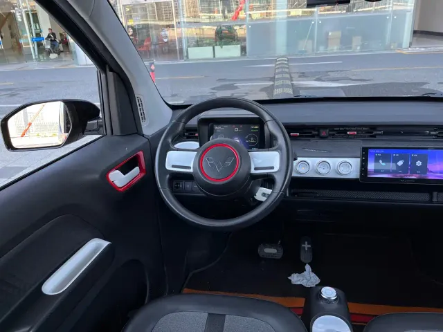 Wuling Hongguang Mini EV — Фото автомобиля 14
