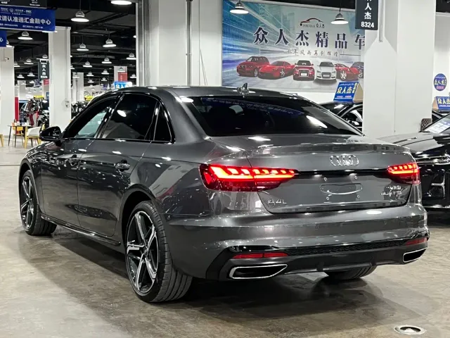 Audi A4L — Фото автомобиля 6
