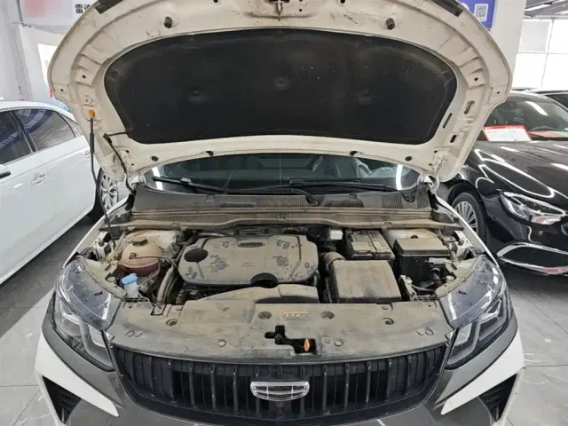 Geely Binyue — Фото автомобиля 19
