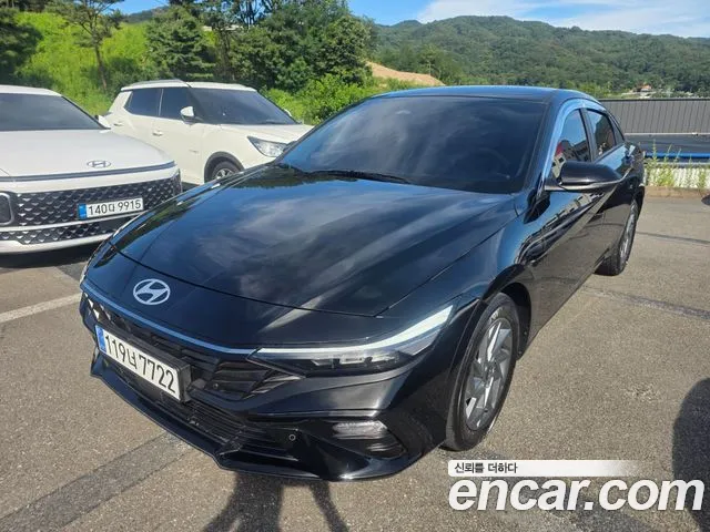 Фотография автомобиля — Hyundai Avante CN7