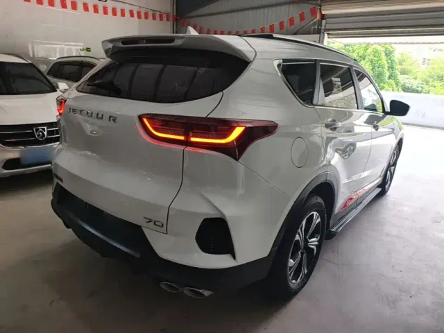 Jetour X70 — Фото автомобиля 6