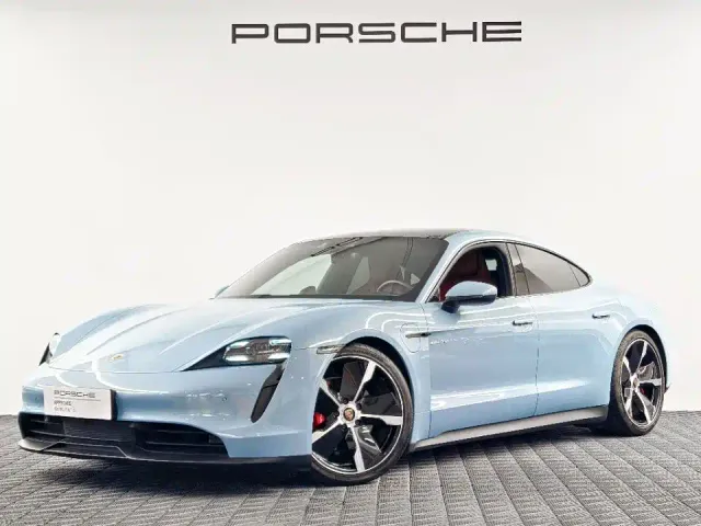 Фотография автомобиля — Porsche Taycan
