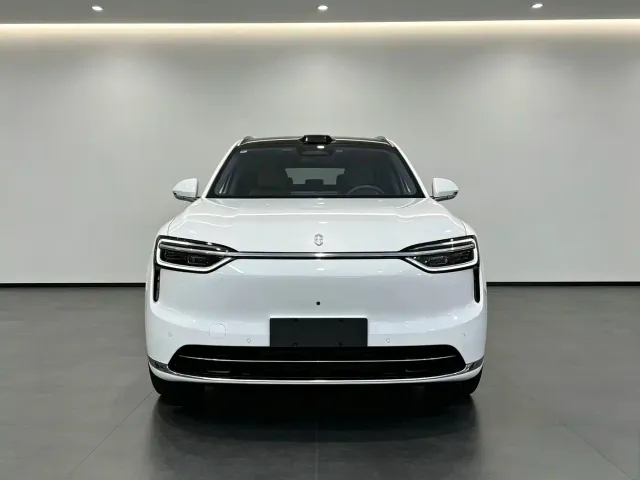 Aito M7 — Фото автомобиля 2