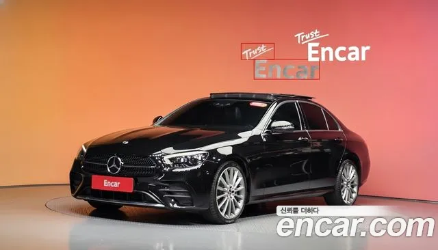 Фотография автомобиля — Mercedes-Benz E-Class W213