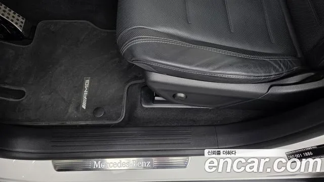Mercedes-Benz GLE-Class — Фото автомобиля 30