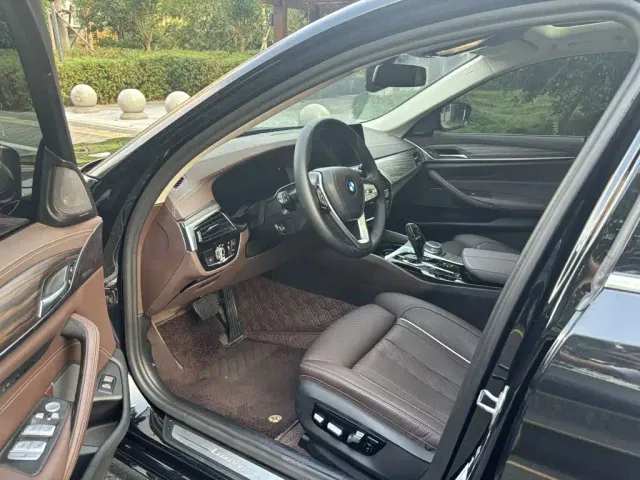 BMW BMW 5 Series 2022 Model Third Facelift 530Li Premium Luxury Package — Фото автомобиля 8