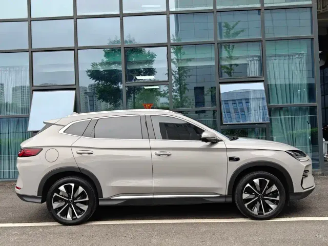 BYD Song PLUS — Фото автомобиля 18