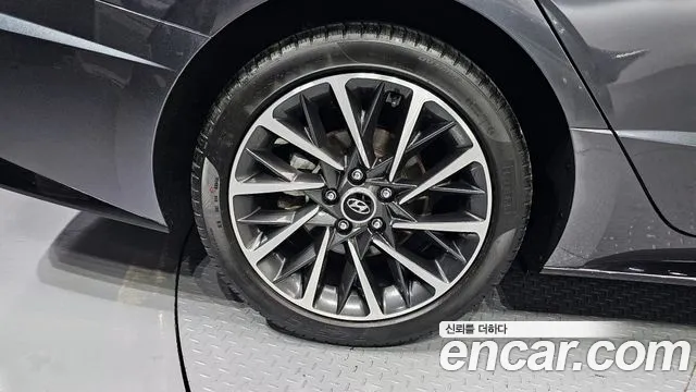 Hyundai Sonata — Фото автомобиля 5