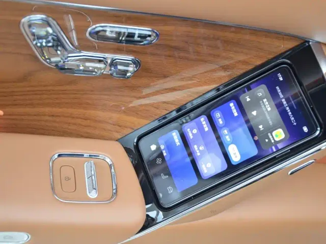 Maextro S800 — Фото автомобиля 11