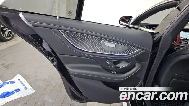 Mercedes-Benz AMG GT 4 двери 43 4MATIC+ Dynamic — Фото автомобиля 23