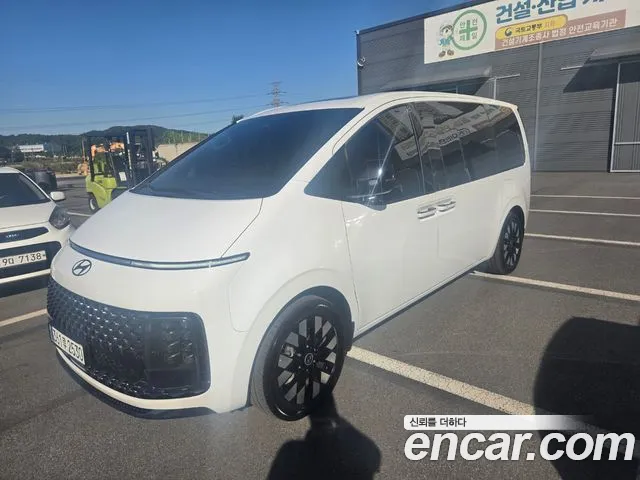 Hyundai Staria — Фото автомобиля 3