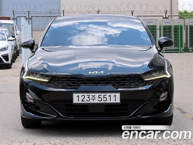 Kia K5 — Фото автомобиля 3