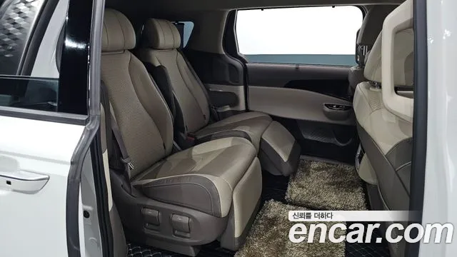 Kia Canival Carnival 4 поколение Бензин 7 мест Noblesse — Фото автомобиля 23