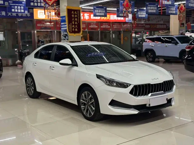 Kia K3 — Фото автомобиля 3