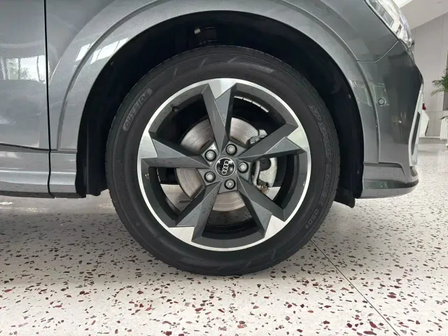 Audi Q3 — Фото автомобиля 21