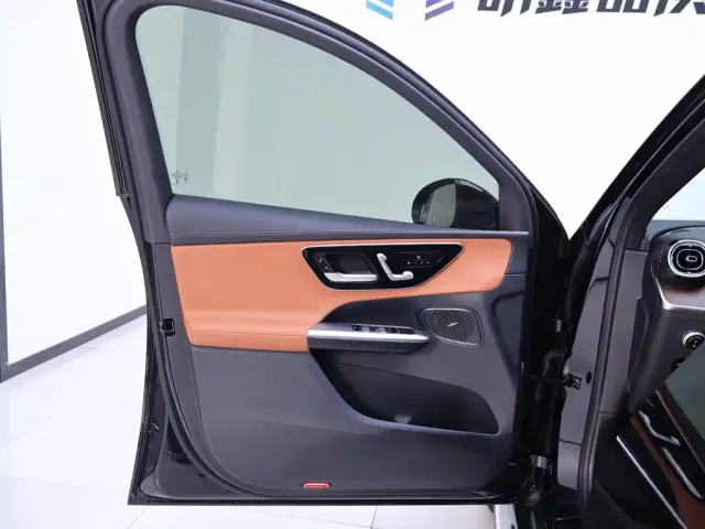 Mercedes-Benz GLC-Class — Фото автомобиля 18