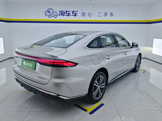 Geely Galaxy Stellar 6 — Фото автомобиля 3