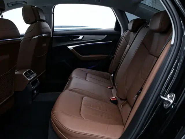 Audi A6L — Фото автомобиля 15