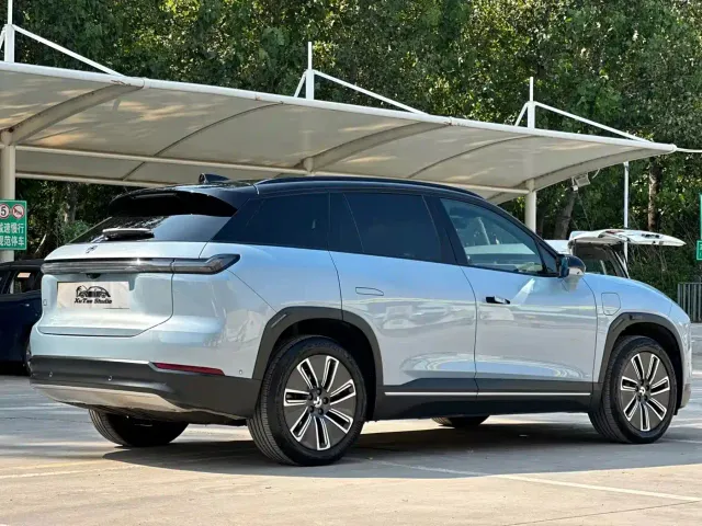 Nio ES7 — Фото автомобиля 4