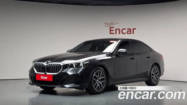 BMW 5-Series 5 серия (G60) 523d M Sport — Фото автомобиля 8