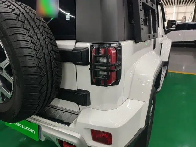 BAIC BJ40 — Фото автомобиля 7