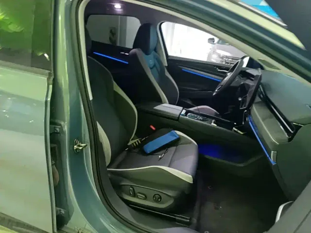 Volkswagen ID.7 Vizzion — Фото автомобиля 24