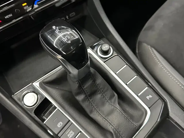 Volkswagen Sagitar — Фото автомобиля 14