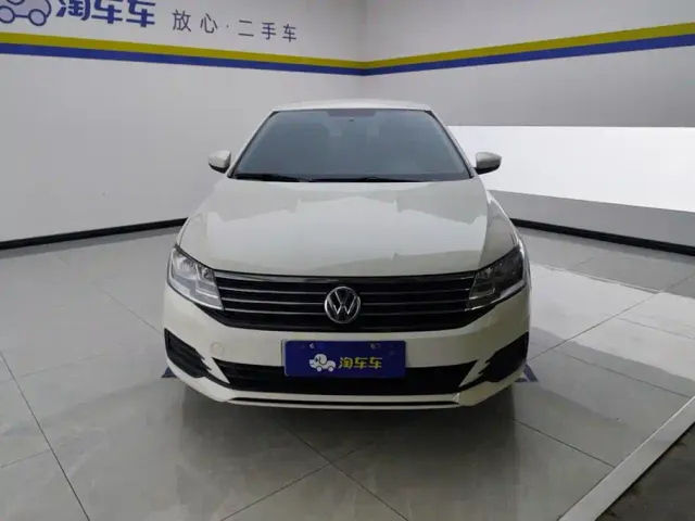 Volkswagen Lavida — Фото автомобиля 2